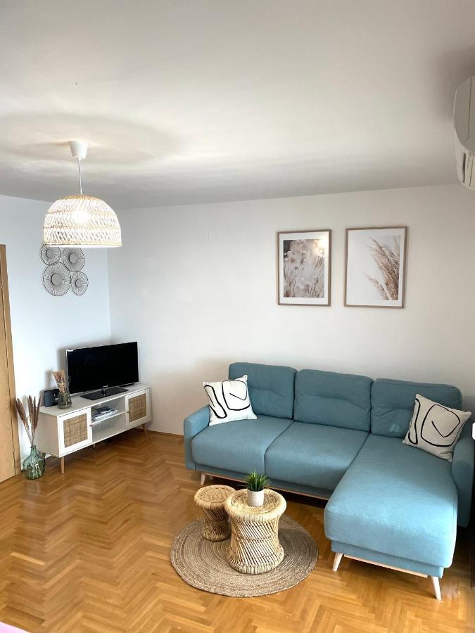 Apartment Dalmatino Baška Voda Extérieur photo