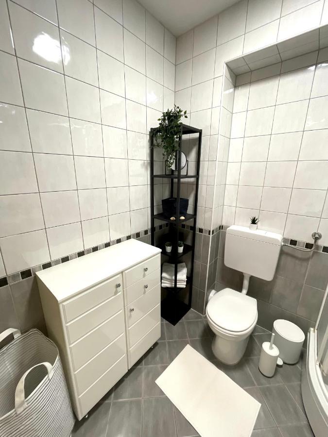 Apartment Dalmatino Baška Voda Extérieur photo