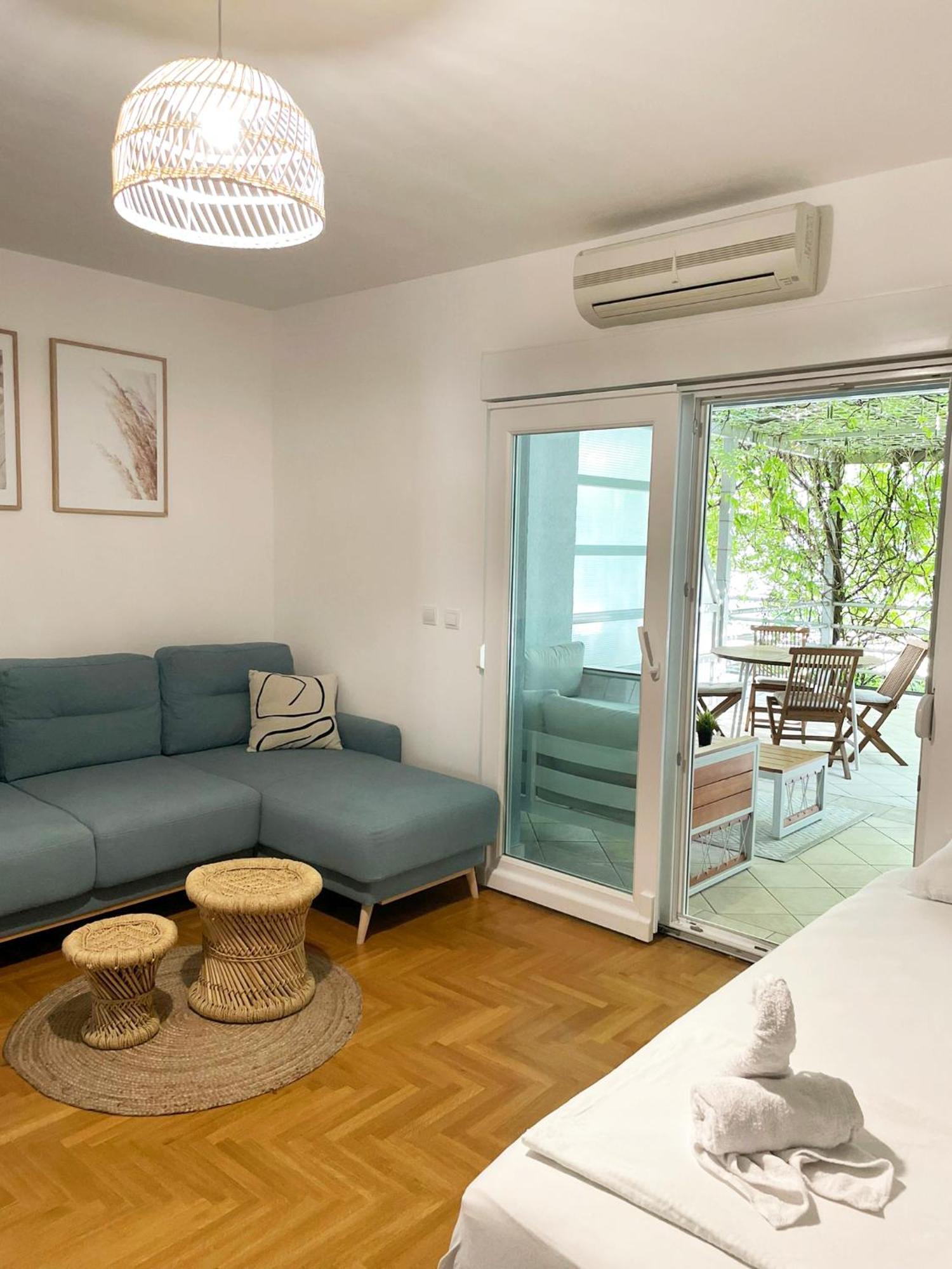 Apartment Dalmatino Baška Voda Extérieur photo